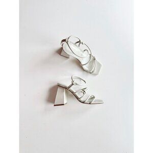 NWOB SONG OF STYLE Noelle White Leather Knotted Block Heel Sandals, Size 5.5